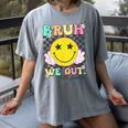Bruh We Out 5th Graders Fifth Grade Graduation Class 2025 Women's Comfort Colors T-Shirt Gray