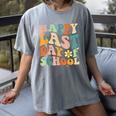 Happy Last Day Of School Groovy Teacher Student Graduation Women's Comfort Colors T-Shirt Gray