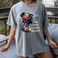 Just a Girl Who Loves Books Women's Comfort Colors T-Shirt Gray Just a Girl Who Loves Books Women's Comfort Colors T-Shirt Gray