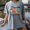 Proud Mom Class Of 2025 Kindergarten Graduate Graduation Women's Comfort Colors T-Shirt Gray