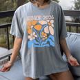 Senior 2026 Retro Groovy Flowers Graduation Women's Comfort Colors T-Shirt Gray