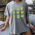 Teacher Reading Shamrock St Patrick’s Day Book Lover Kids Women's Comfort Colors T-Shirt Gray