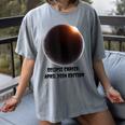 Total Solar Eclipse April 2024 Sky Watcher Memory Women's Comfort Colors T-Shirt Gray