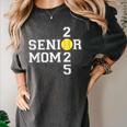 Class Of 2025 Softball Mom Senior Graduation Graduate Women Women's Comfort Colors T-Shirt Pepper