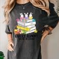 Every Bunny Loves To Read Easter Cute Reading Books Lover Women's Comfort Colors T-Shirt Pepper