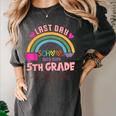 Last Day Of School Autograph 5th Grade Graduation Boys Girls Women's Comfort Colors T-Shirt Pepper
