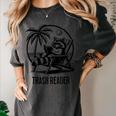 Raccoon Reading Books Summer Humor Trash Reader Women's Comfort Colors T-Shirt Pepper