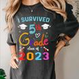 I Survived 5th Grade Graduation Class 2023 Elementary Women's Comfort Colors T-Shirt Pepper