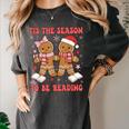 Tis The Season Reading Christmas Shirt Book Lovers Teacher Women's Comfort Colors T-Shirt Pepper