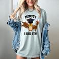 Hoot I Did It Grad Owl Holding Graduation Diploma Congrats Women's Comfort Colors T-Shirt Bay