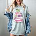 Cute Book Lover Frog Pretty Girls Read Books Kawaii Reading Women's Comfort Colors T-Shirt Denim