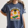 Senior Mom Class Of 2026 Daisy Flower Retro Graduation Women's Comfort Colors T-Shirt Denim