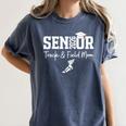 Track & Field Senior Mom Class Of 2026 Graduation 26 Women's Comfort Colors T-Shirt Denim