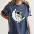 Astronaut Reading Book To Alien Moon Space Book Lover Men Women's Comfort Colors T-Shirt Moss