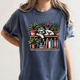 Cosy Sloth In Bookshelf With Plants Women's Comfort Colors T-Shirt Moss