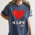 Retro Gamer 1 Life Pixel Heart – 8-Bit Gaming Nostalgia Women's Comfort Colors T-Shirt Moss