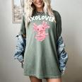 Axolovert Axolotl Humor Salamander Introvert Women's Comfort Colors T-Shirt Berry