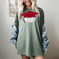 Class Of 2021 Burgundy Regalia Graduation Women's Comfort Colors T-Shirt Berry