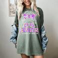 Class Of 2027 Senior Coquette Bow Messy Hair 26 Graduation Women's Comfort Colors T-Shirt Berry