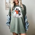 Cute Halloween Ghost Reading Book Women's Comfort Colors T-Shirt Berry