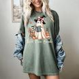 Ghost Reading Book Coquette Bow Halloween Girl Kid Teacher Women's Comfort Colors T-Shirt Berry
