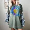 Proud Mom Of a 2022 Senior Shirt Graduation 2022 Women's Women's Comfort Colors T-Shirt Berry