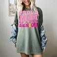 Proud Mom Of a 2025 Graduate Class Senior Graduation Mother Women's Comfort Colors T-Shirt Berry