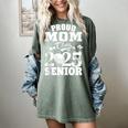 Proud Mom Class Of 2025 Graduation Senior Golf Player Mom Women's Comfort Colors T-Shirt Berry