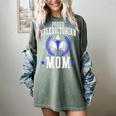 Proud Valedictorian Mom Graduation Grad Mom Class Of 2025 Women's Comfort Colors T-Shirt Berry