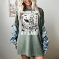 Reading Time At Last Book Lover Introvert Skeleton Reading Women's Comfort Colors T-Shirt Berry