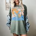 Senior 2026 Retro Groovy Flowers Graduation Women's Comfort Colors T-Shirt Berry