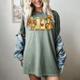 Spooky Halloween Book Lover Halloween Reading Goose Women's Comfort Colors T-Shirt Berry