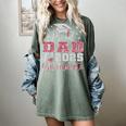 Super Proud Dad Of 2025 Graduate Senior Graduation Family Women's Comfort Colors T-Shirt Berry