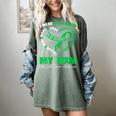 I Wear Kelly Green In My Memory Of My Mom Bile Duct Cancer Women's Comfort Colors T-Shirt Berry