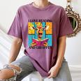 Love Reading And Giraffes Cute Giraffe Reading Book Lovers Women's Comfort Colors T-Shirt Blue Jean