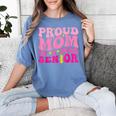 Proud Mom Of a 2025 Graduate Class Senior Graduation Mother Women's Comfort Colors T-Shirt Blue Jean