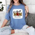 Senior Football Mom Class Of 2025 Graduation Graduate Women's Comfort Colors T-Shirt Blue Jean
