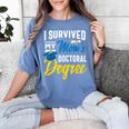 i Survived My Moms Doctoral Degree Graduation Gifts Women's Comfort Colors T-Shirt Blue Jean