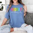 Hooray It's Library Day Teacher Reader Books Back To School Women's Comfort Colors T-Shirt Chalky Mint Hooray It's Library Day Teacher Reader Books Back To School Women's Comfort Colors T-Shirt Chalky Mint