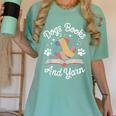 Dogs Books And Yarn Knitter Knitting Women's Comfort Colors T-Shirt Violet Dogs Books And Yarn Knitter Knitting Women's Comfort Colors T-Shirt Violet