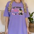 Senior Mom Class Of 2027 Cute Cat Graduation Pink Bows Girls Women's Comfort Colors T-Shirt Violet