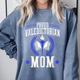 Proud Valedictorian Mom Graduation Grad Mom Class Of 2025 Comfort Colors Sweatshirt Blue Jean