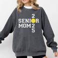 Class Of 2025 Softball Mom Senior Graduation Graduate Women Comfort Colors Sweatshirt Pepper