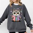 Cute Reading Owl Book Lover Teacher Librarian Bookworm Comfort Colors Sweatshirt Pepper