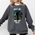 Just Me And My Yeti Retro Sunset Mountain Hiking Introvert Comfort Colors Sweatshirt Pepper