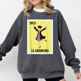 Mexican For Graduation La Graduada 2025 Comfort Colors Sweatshirt Pepper
