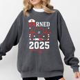 Nurse Earned It 2025 Nurse Graduation RN LPN Class Of 2025 Comfort Colors Sweatshirt Pepper