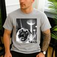 Pug Alien UFO Taking a Selfie Dog Mom Dad Men's Casual T-Shirt Sport Grey Pug Alien UFO Taking a Selfie Dog Mom Dad Men's Casual T-Shirt Sport Grey