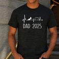 Dad Est 2025 Frequency Pulse New Dad To Be Men's Casual T-Shirt Dark Grey