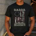 Daddd Gun Dads Against Daughters Dating Democrats On Back Men's Casual T-Shirt Dark Grey